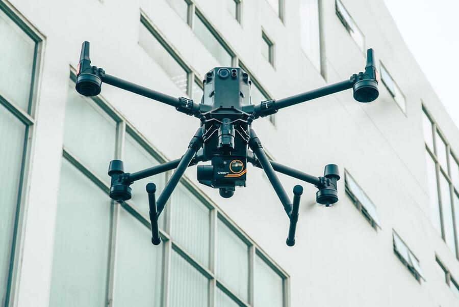 Zostava: Workswell WIRIS Pro & DJI M300 & Gremsy WP + gPort