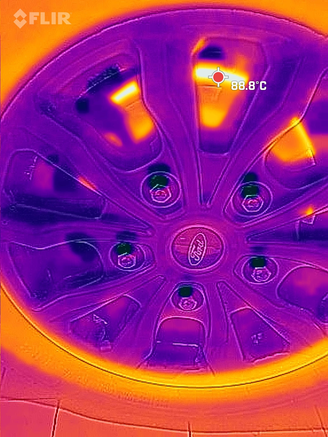Mobilná termokamera FLIR ONE Pro – Apple iPhone (s iOS/USB-C)