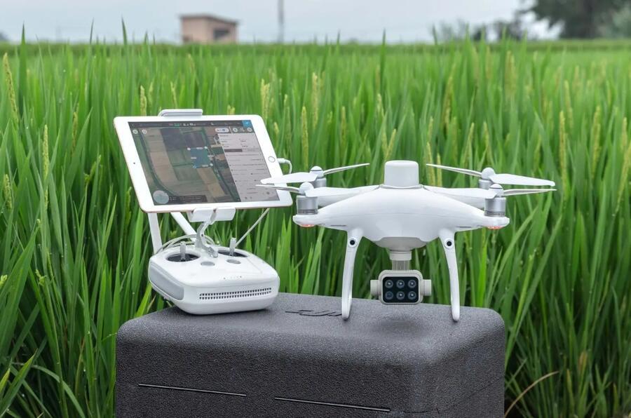 Multispektrálny DJI Phantom 4