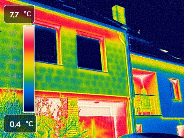 K čemu slouží teplotní stupnice v termogramu