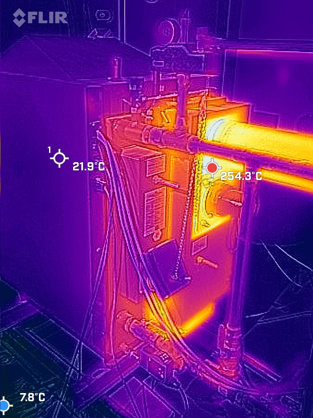 Termokamera pro mobilní telefon FLIR ONE Edge Pro