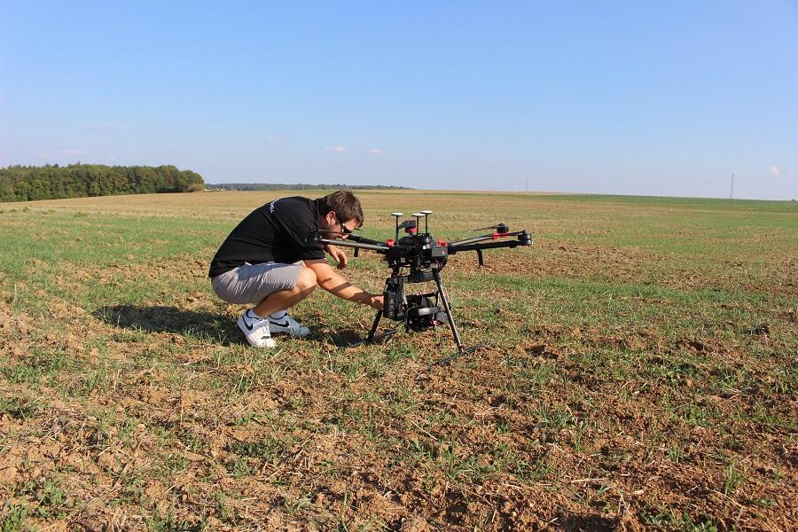 Zprovoznění dronu a zaškolení při předání