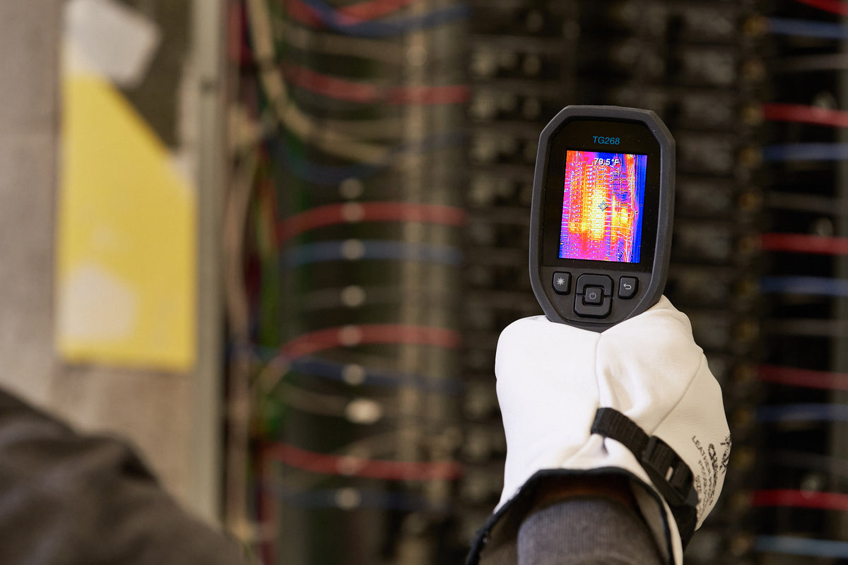 Termovízny infračervený teplomer FLIR TG268