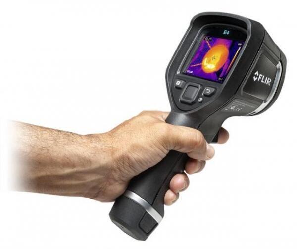 Termokamera FLIR E4 pro průmysl a stavebnictví