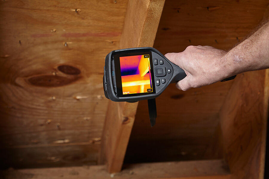 Termokamera FLIR E54 pro průmysl a stavebnictví